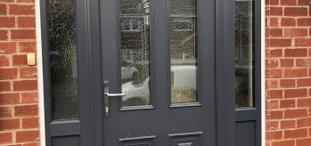 {Case Study] - Anthracite Grey Palladio Door wth side panels