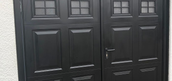 [Case Study]  - Side-Hinged Garage Doors