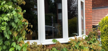 [Case Study]  Bay Window with Stained Glass