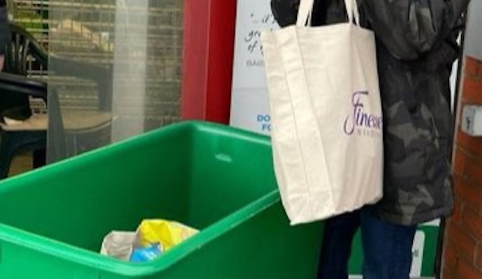 Foodbank2024_400x690