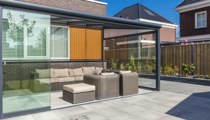 Finesse_Bosco_Veranda_Glass_Room_1_600x900