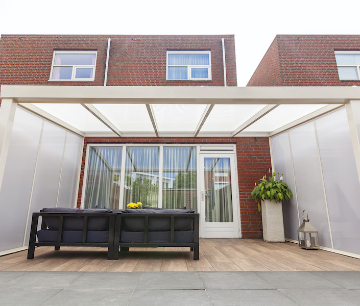 Finesse_Giallo_Veranda_Glass_Rooms_1_600x900