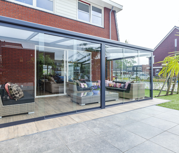 Finesse-Nebbiolo_Veranda_Glass_Room_1_600x900