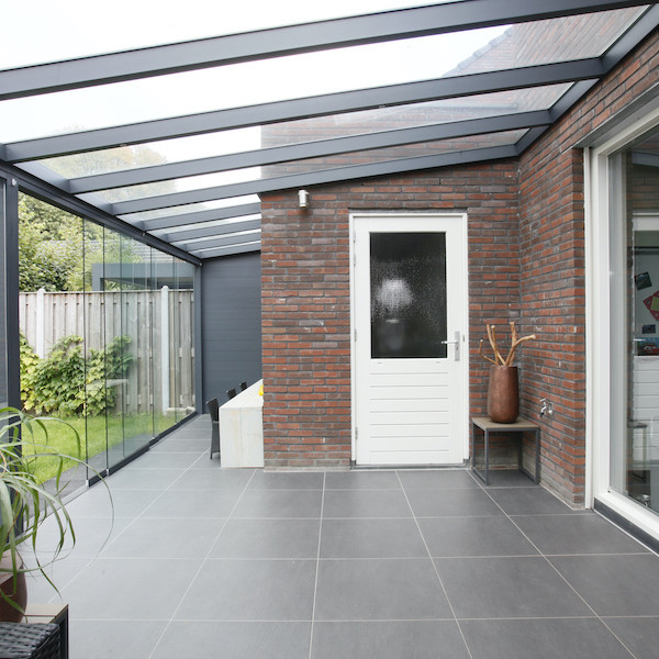 Finesse_Pigato_Veranda_Glass_Room_1_600x900JPG